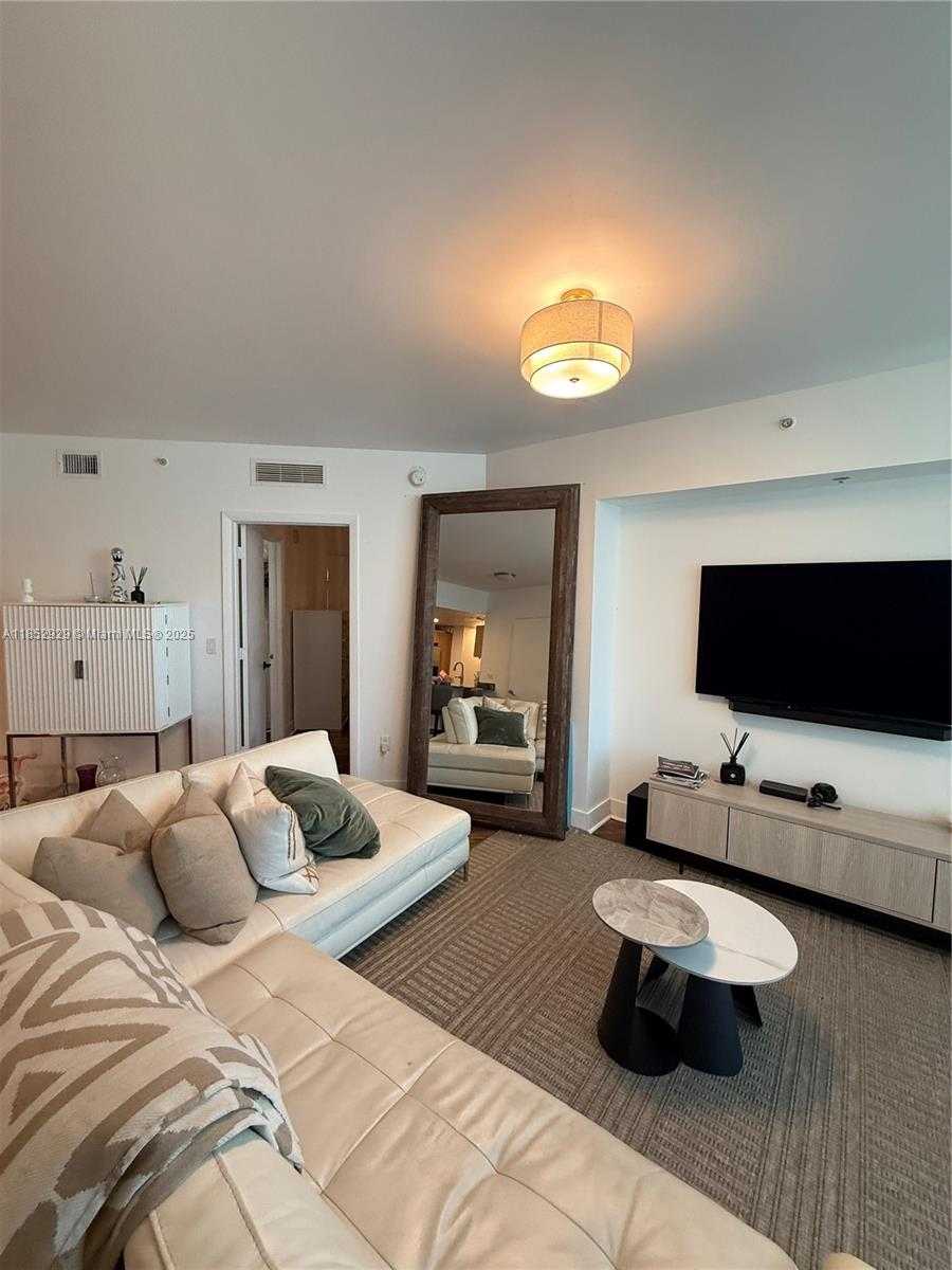 Small Image of 350 SOUTH MIAMI AVE #1803, Miami Number 9