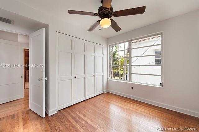 Small Image of 320 WEST 55TH ST, Miami Beach Number 20
