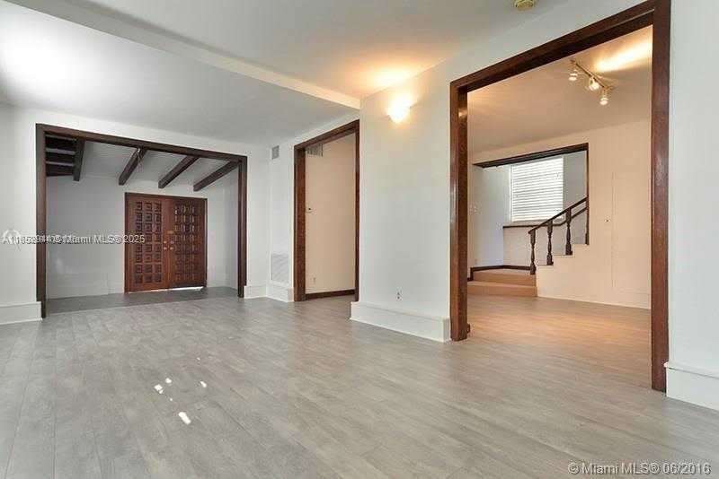 Small Image of 320 WEST 55TH ST, Miami Beach Number 22