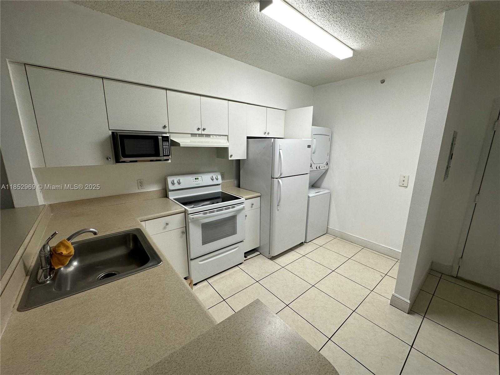 Small Image of 5099 NORTH WEST 7TH ST #103, Miami Number 4
