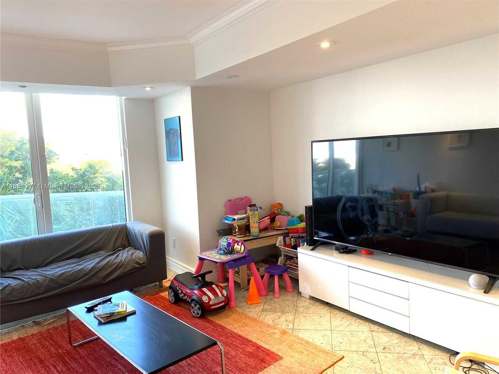 Small Image of 2600 ISLAND BLVD #505, Aventura Number 11