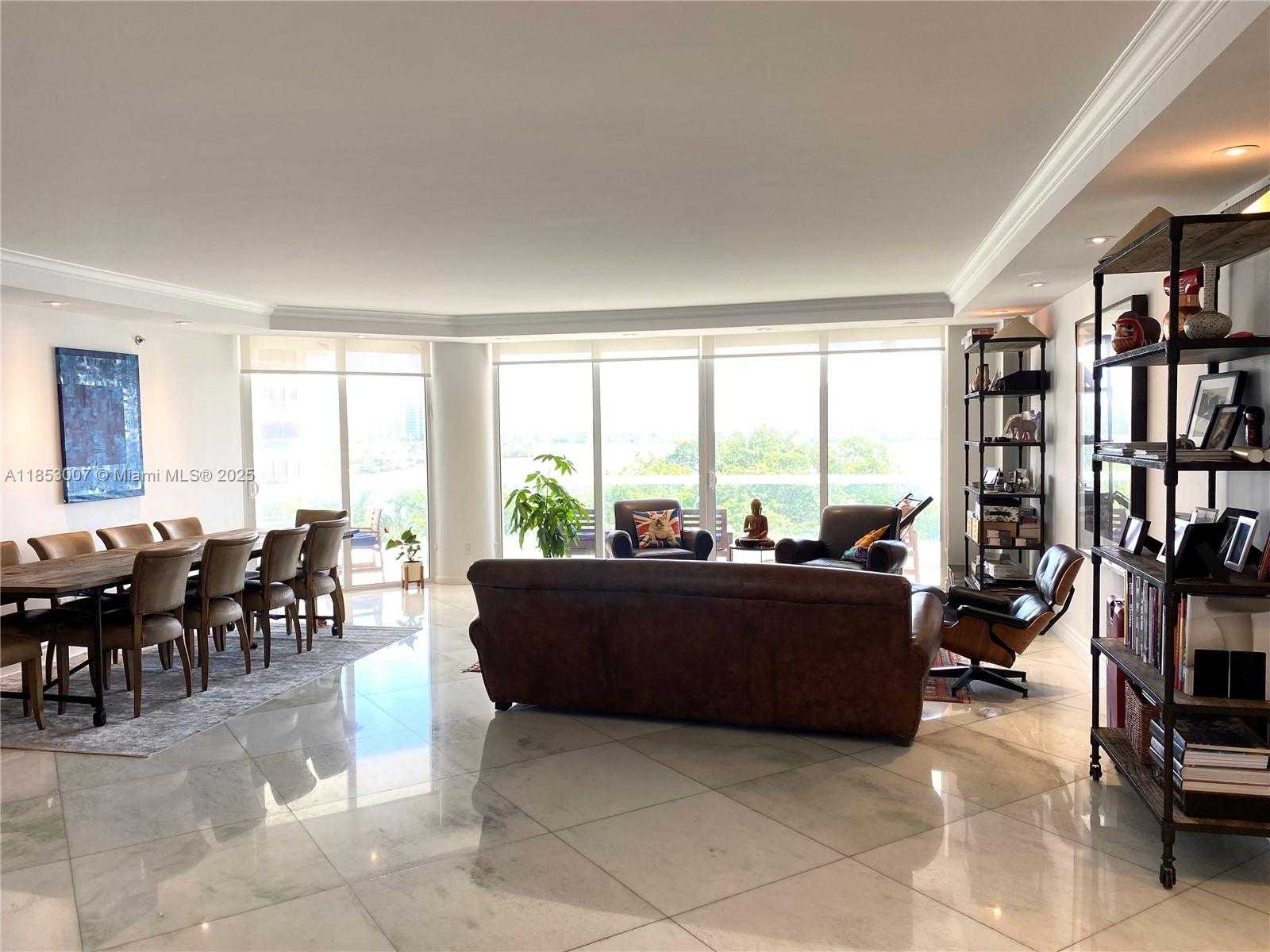 Small Image of 2600 ISLAND BLVD #505, Aventura Number 6