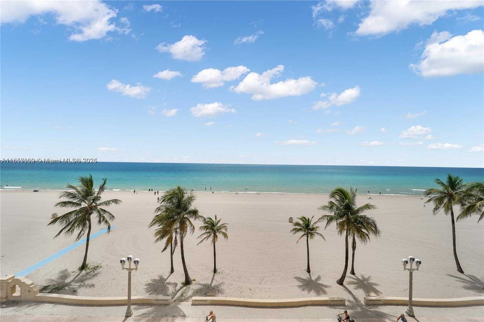 Small Image of 300 OREGON ST #407, Hollywood Number 17