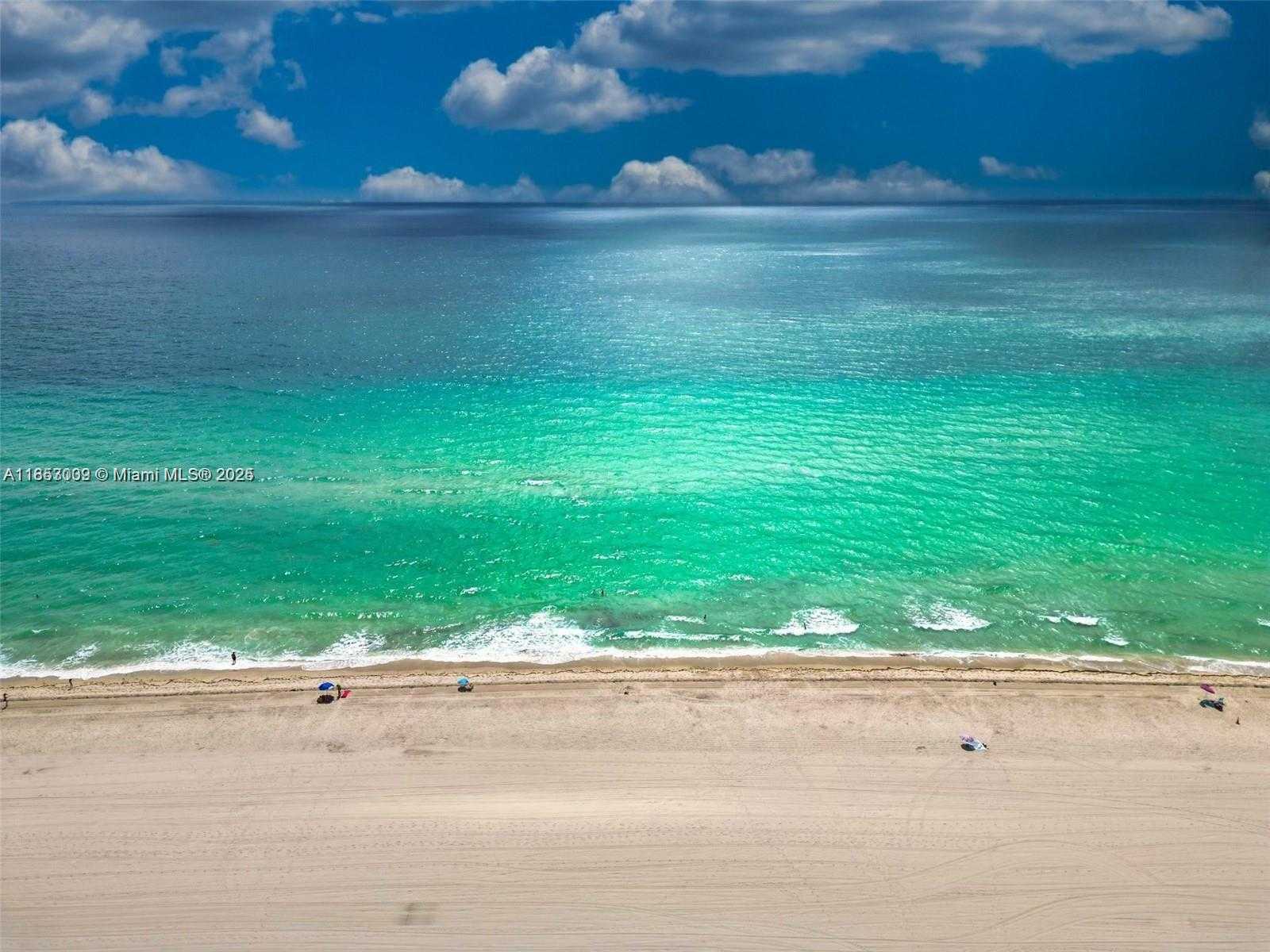 Small Image of 300 OREGON ST #407, Hollywood Number 32