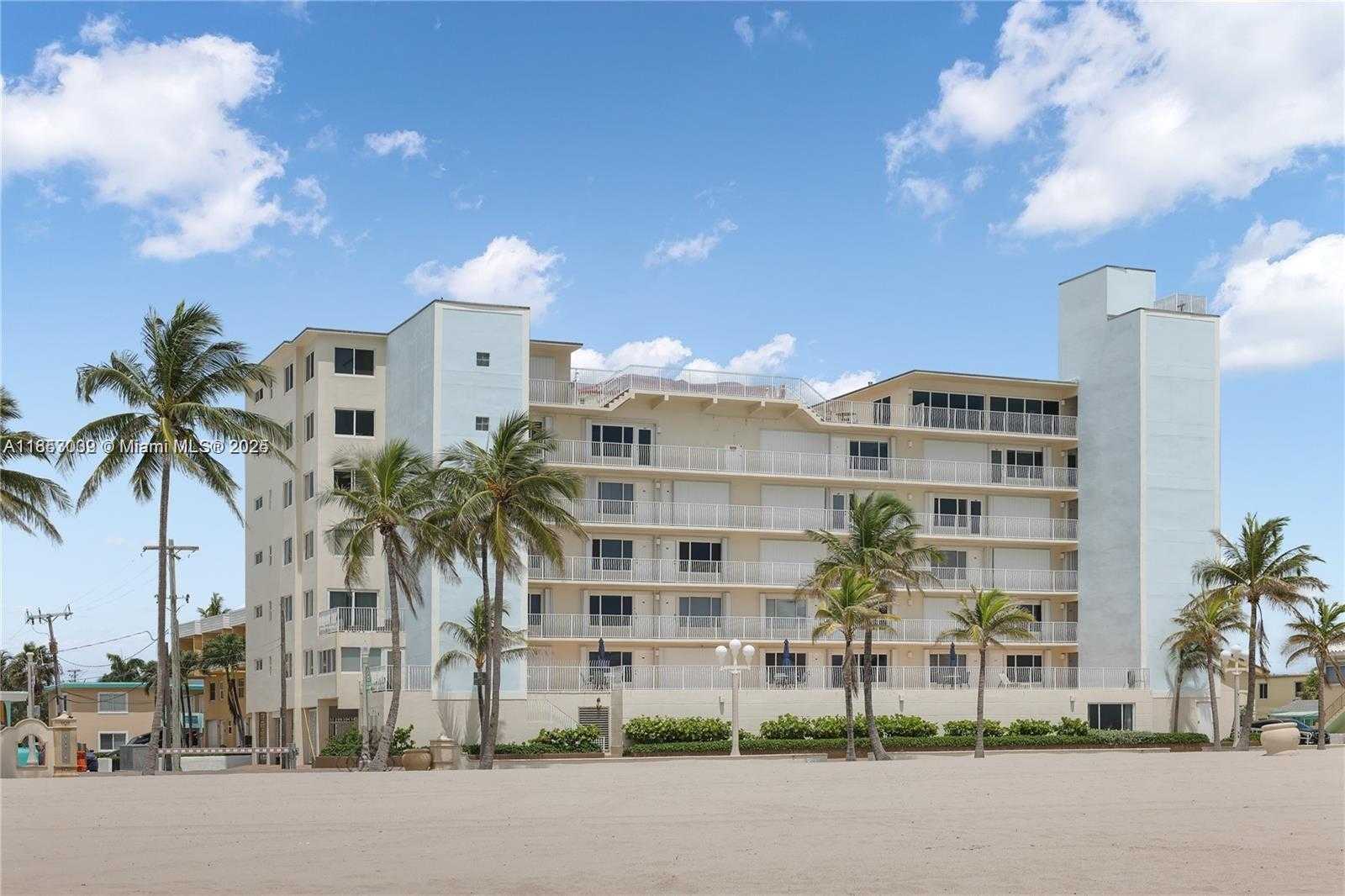 Small Image of 300 OREGON ST #407, Hollywood Number 33