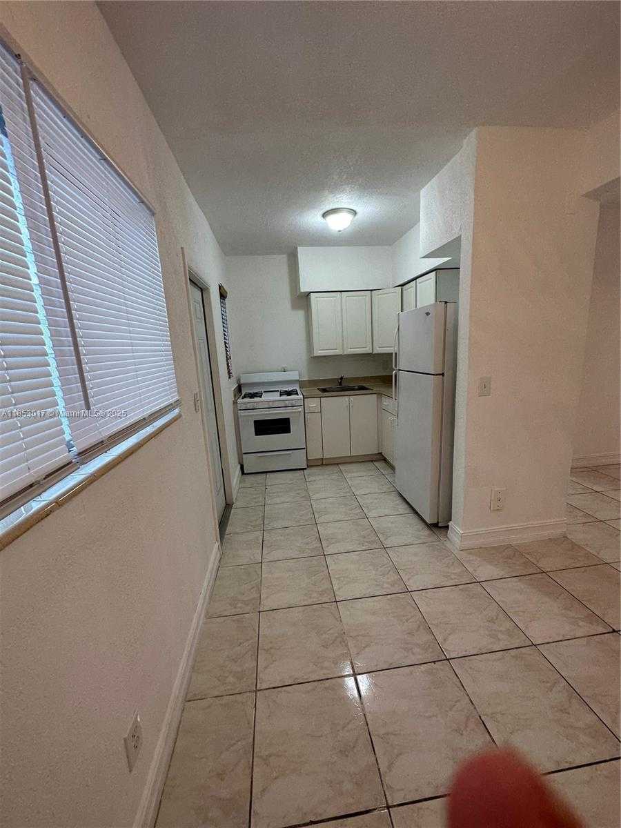 Small Image of 350 75TH ST #209, Miami Beach Number 5