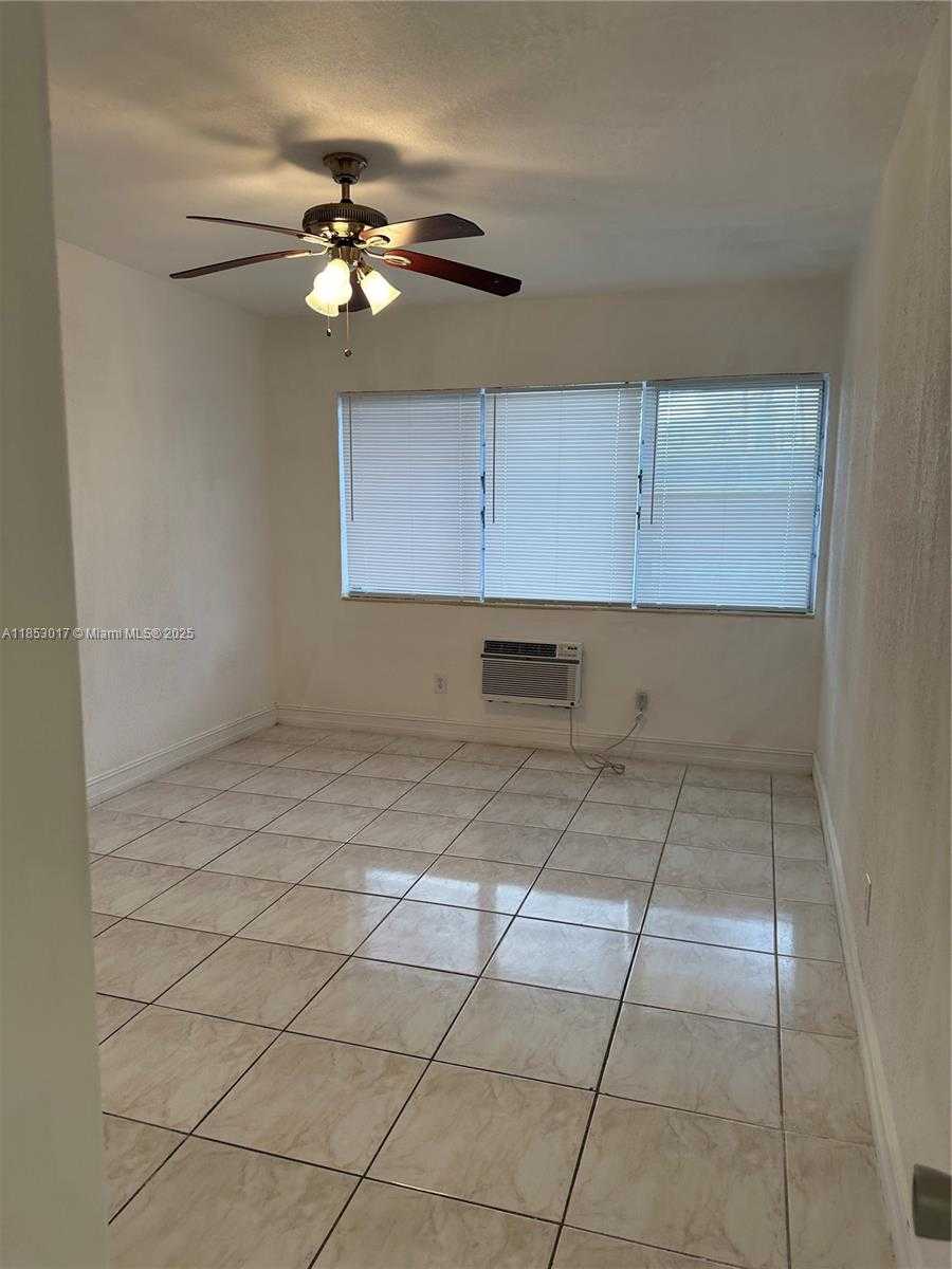 Small Image of 350 75TH ST #209, Miami Beach Number 9