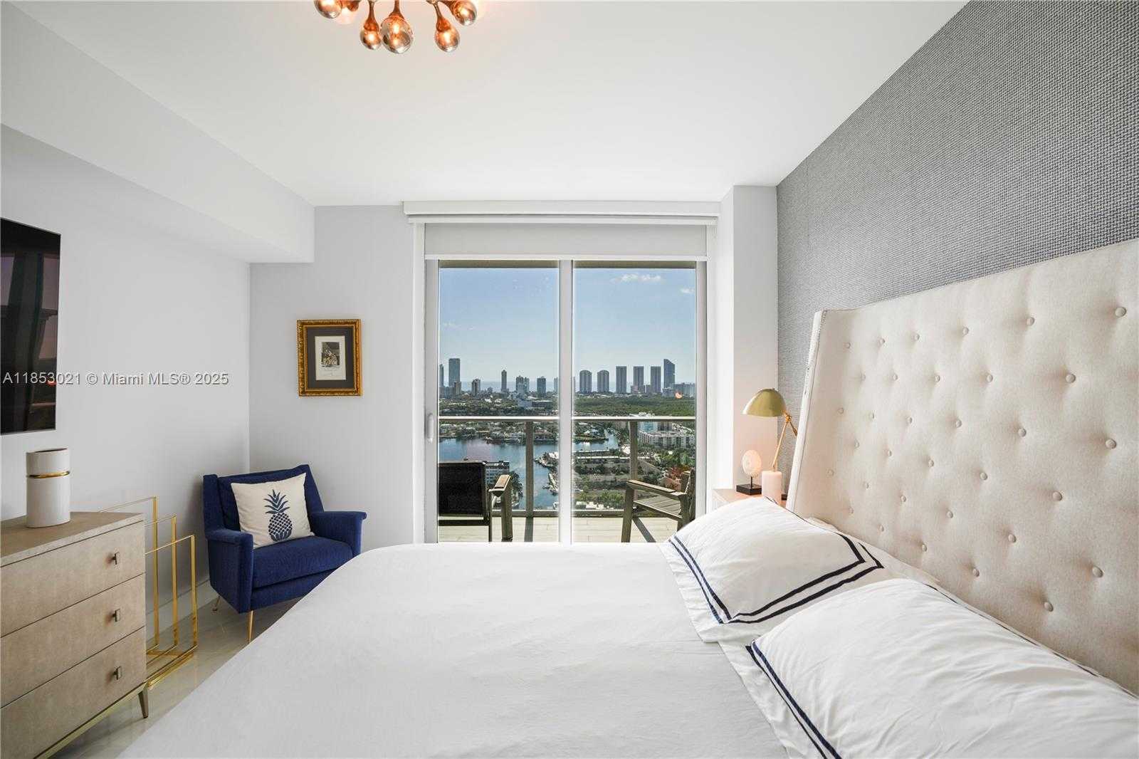Small Image of 16385 BISCAYNE BLVD #3015, North Miami Beach Number 19