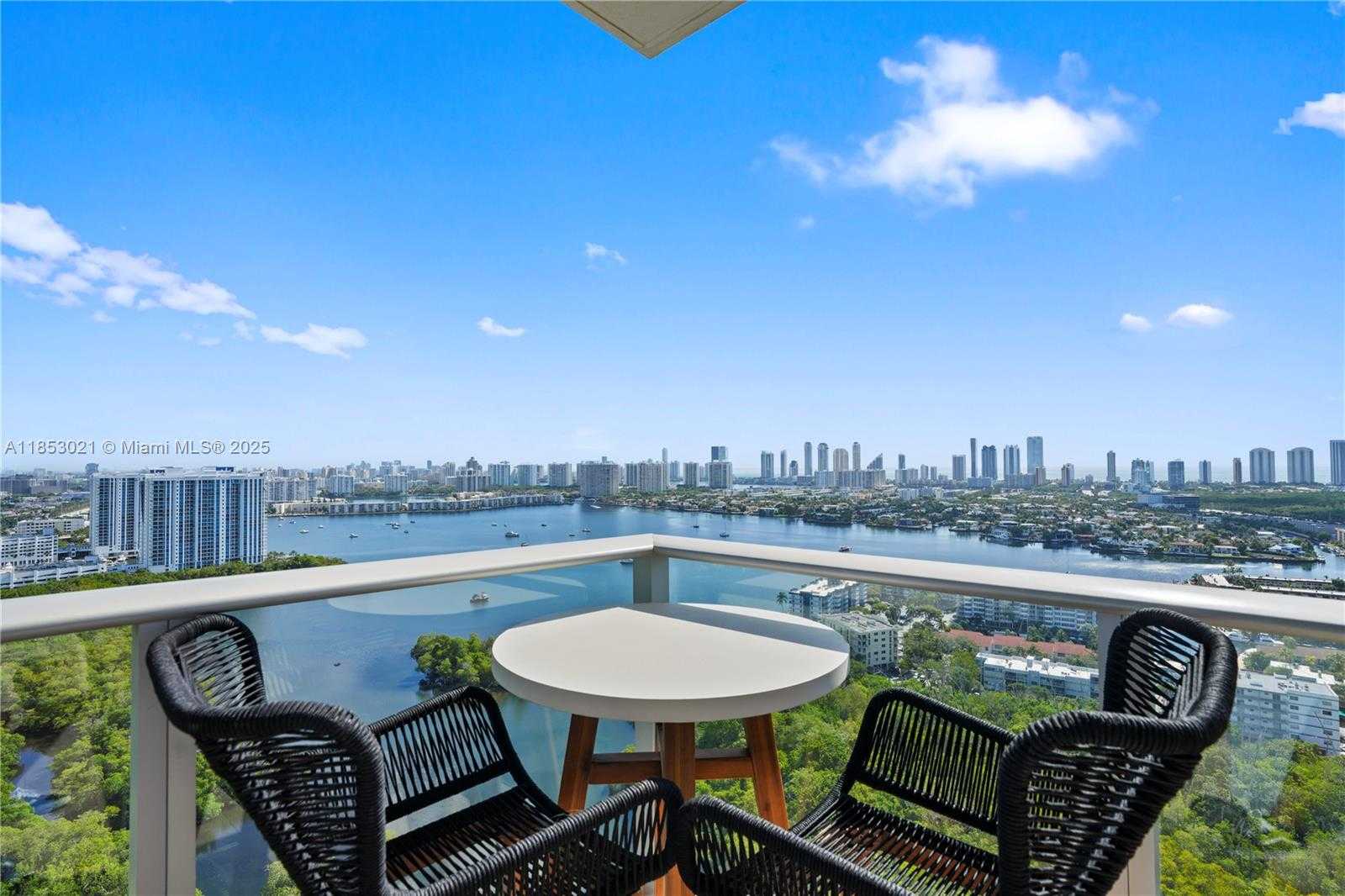 Small Image of 16385 BISCAYNE BLVD #3015, North Miami Beach Number 35