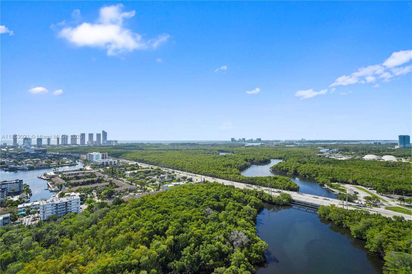 Small Image of 16385 BISCAYNE BLVD #3015, North Miami Beach Number 40