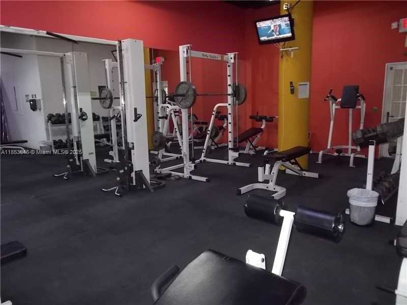 Small Image of 800 WEST AVE #PH27, Miami Beach Number 21