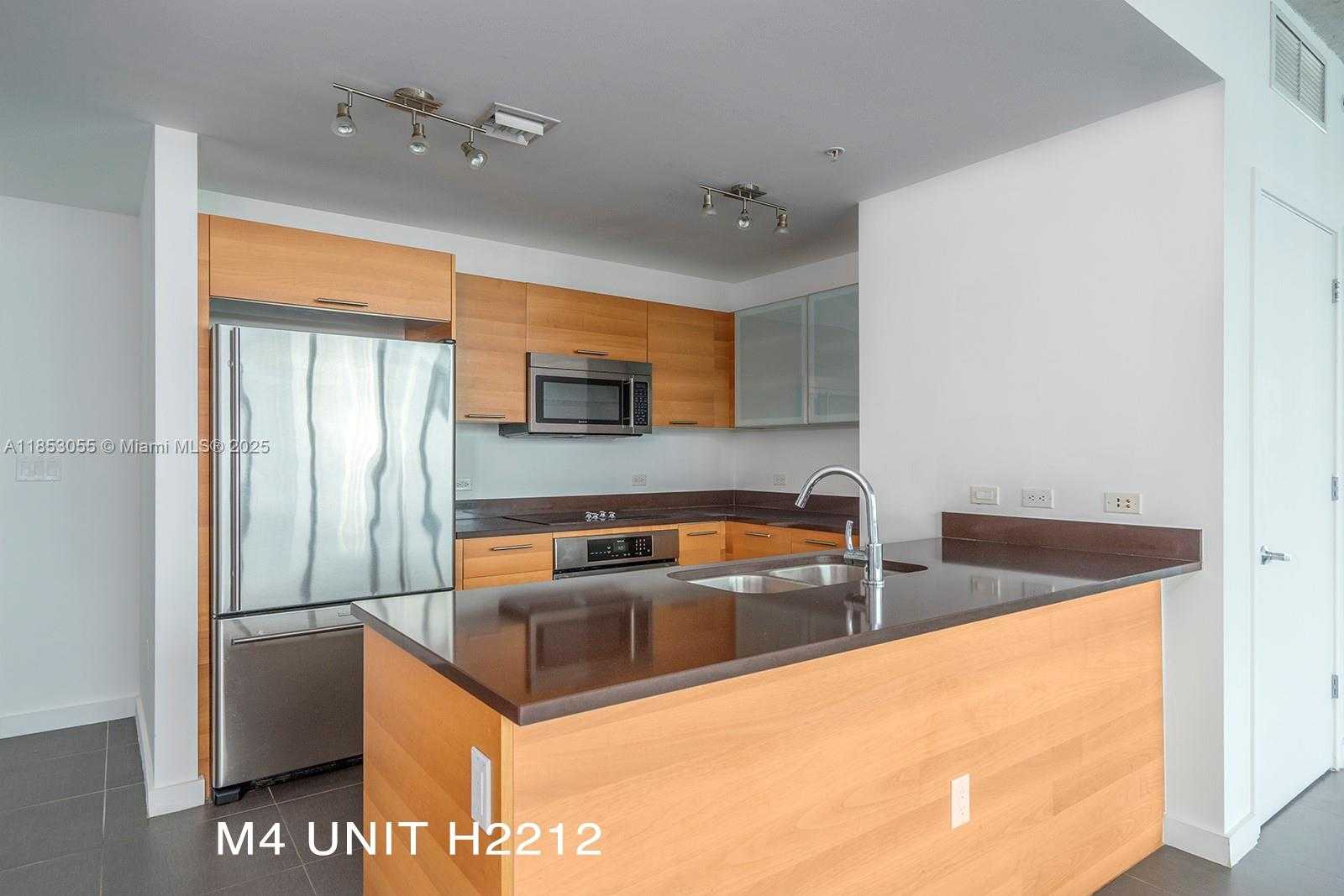 Small Image of 3301 NORTH EAST 1ST AVE #H2212, Miami Number 4