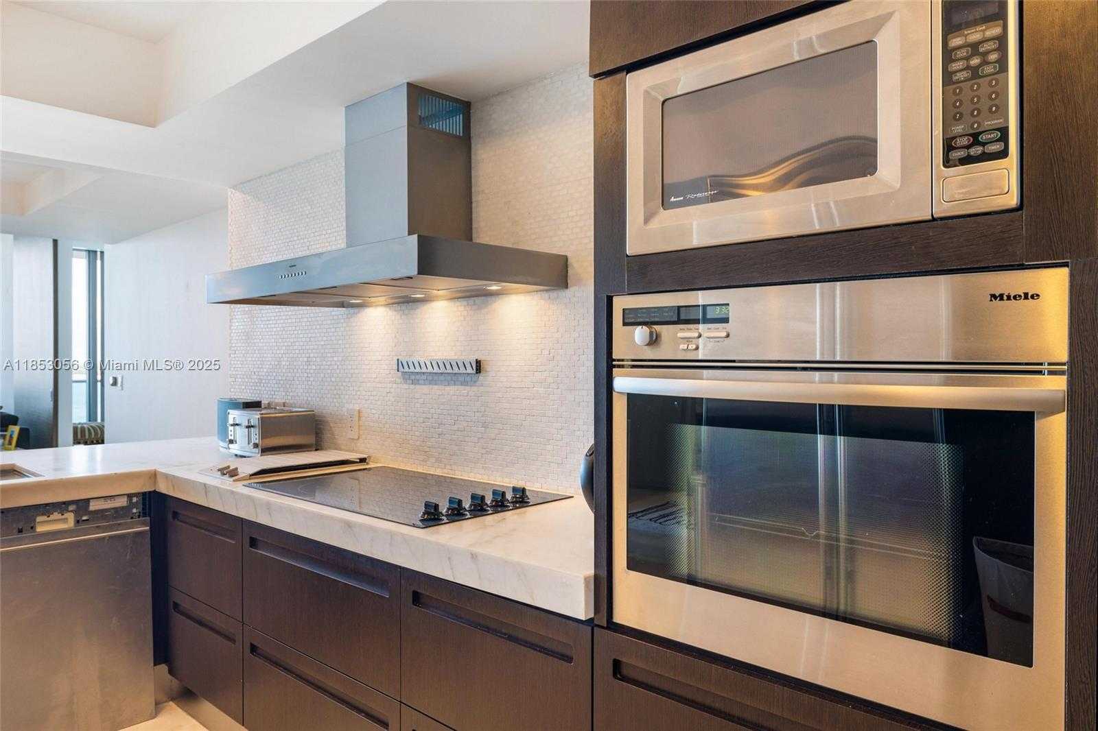 Small Image of 1331 BRICKELL BAY DR #1703, Miami Number 11