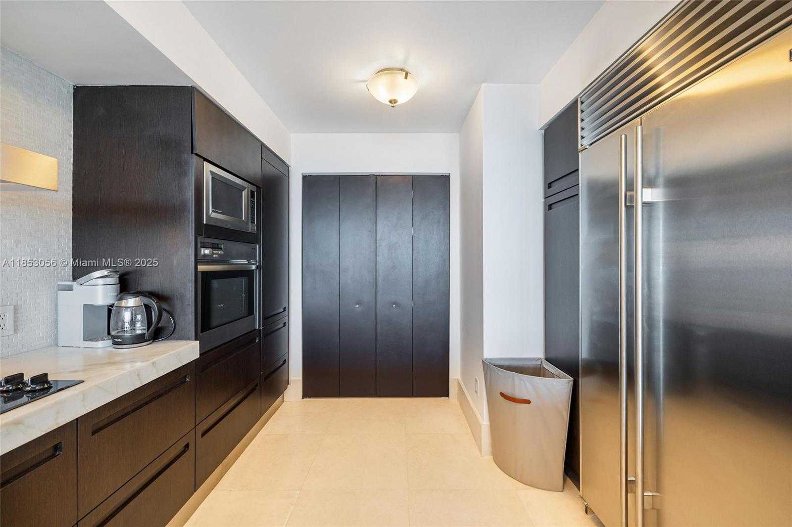Small Image of 1331 BRICKELL BAY DR #1703, Miami Number 12