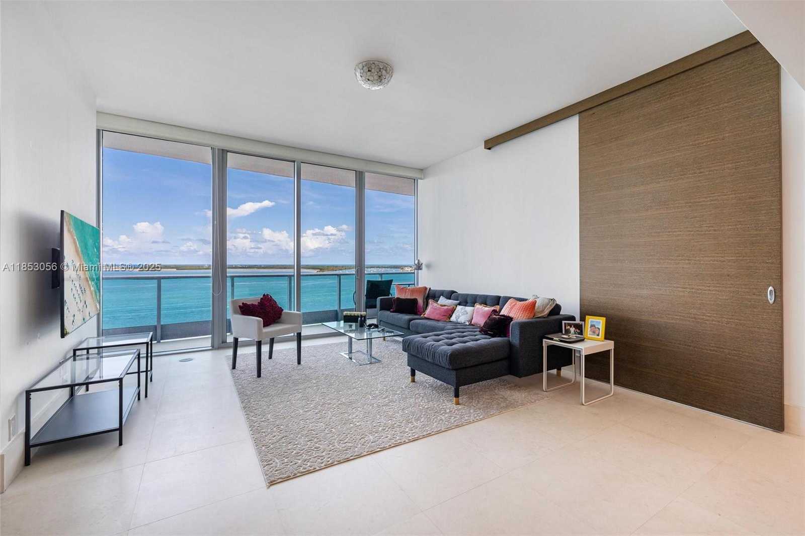 Small Image of 1331 BRICKELL BAY DR #1703, Miami Number 5