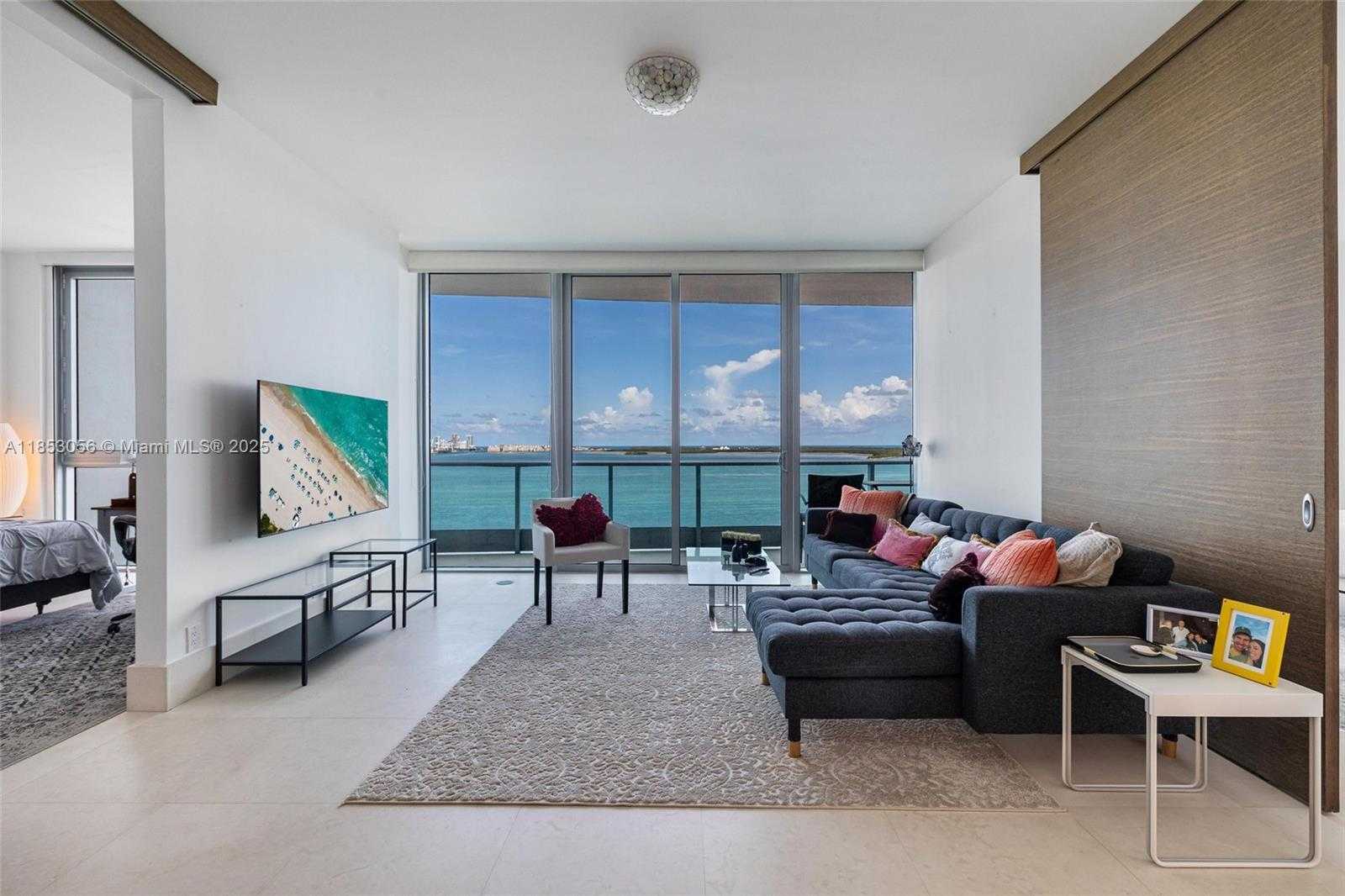 Small Image of 1331 BRICKELL BAY DR #1703, Miami Number 7