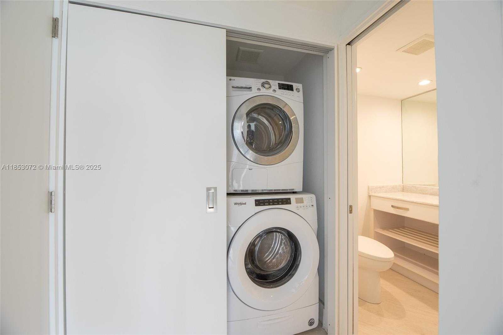Small Image of 201 CRANDON BLVD #929, Key Biscayne Number 25