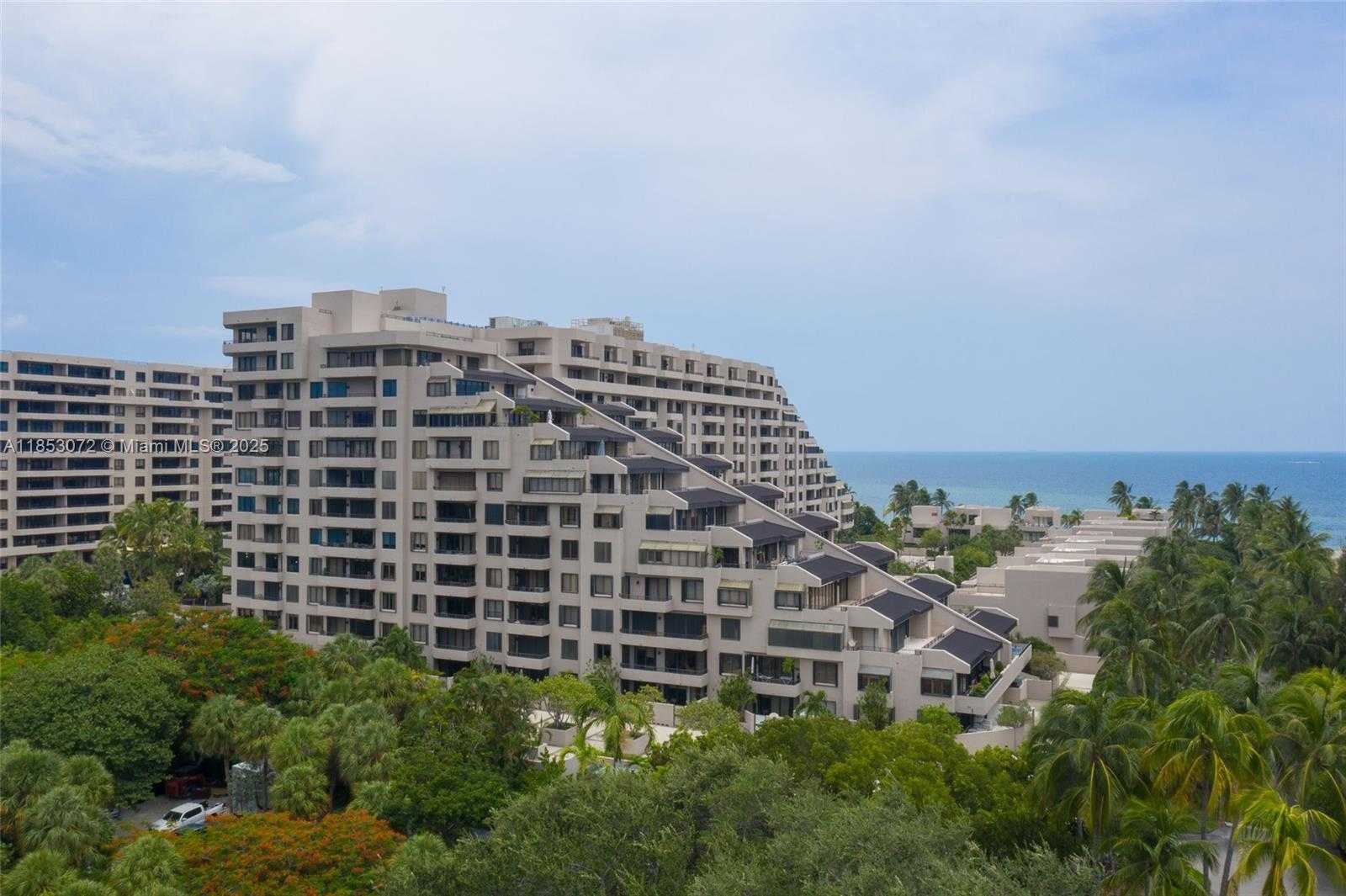 Small Image of 201 CRANDON BLVD #929, Key Biscayne Number 29