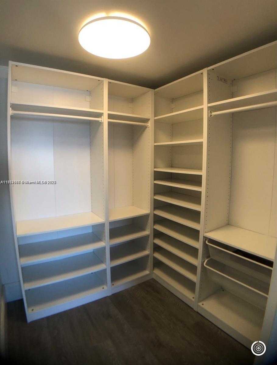 Small Image of 6770 INDIAN CREEK DR #PH S, Miami Beach Number 12
