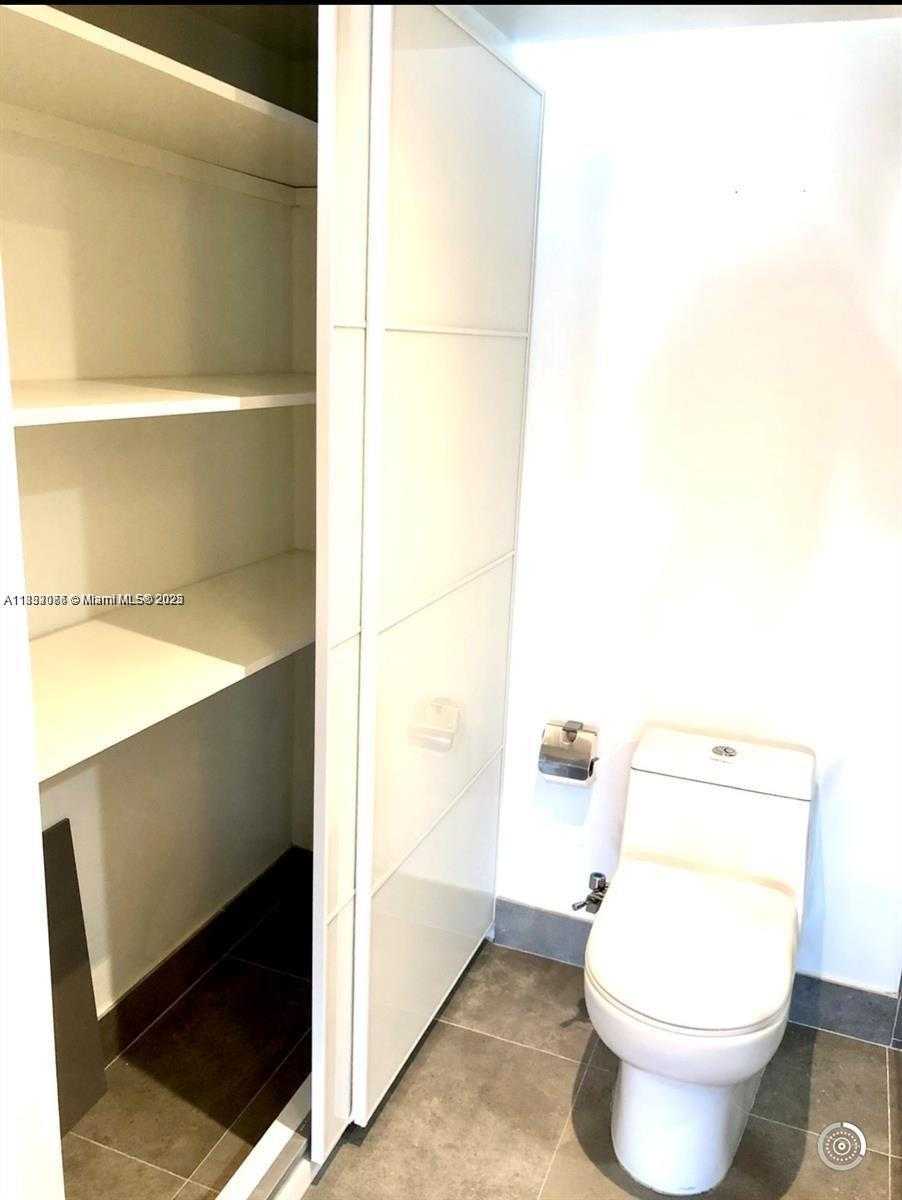 Small Image of 6770 INDIAN CREEK DR #PH S, Miami Beach Number 14