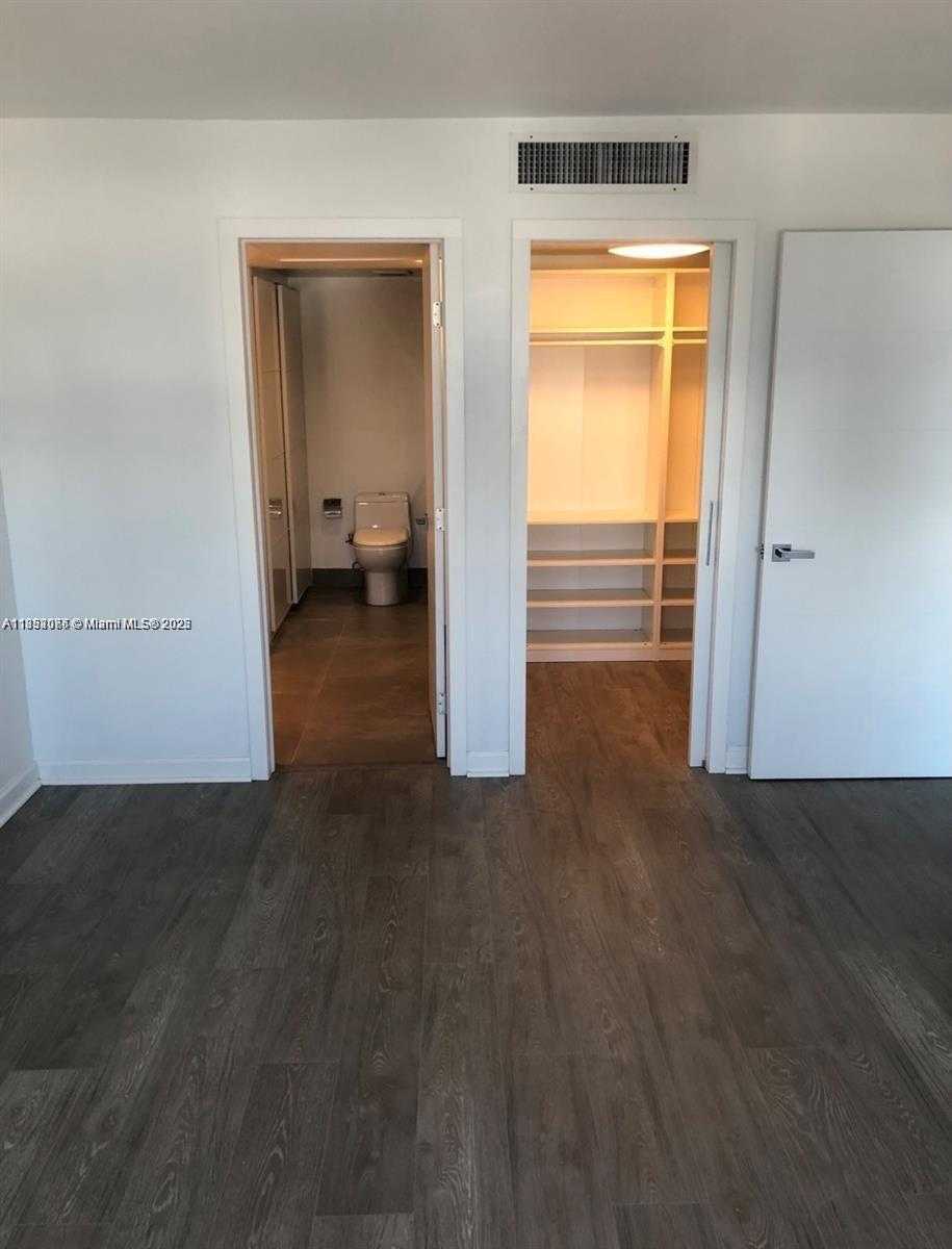 Small Image of 6770 INDIAN CREEK DR #PH S, Miami Beach Number 20
