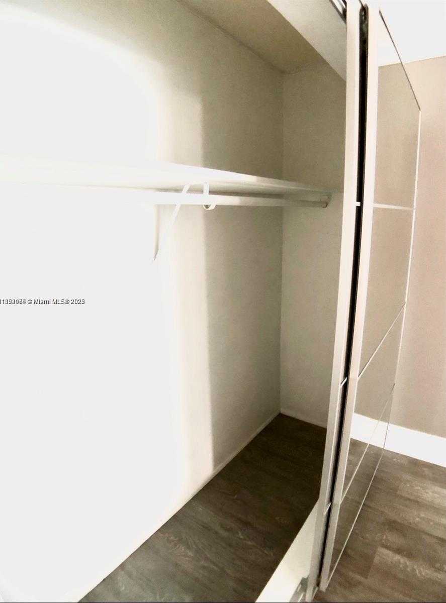 Small Image of 6770 INDIAN CREEK DR #PH S, Miami Beach Number 6