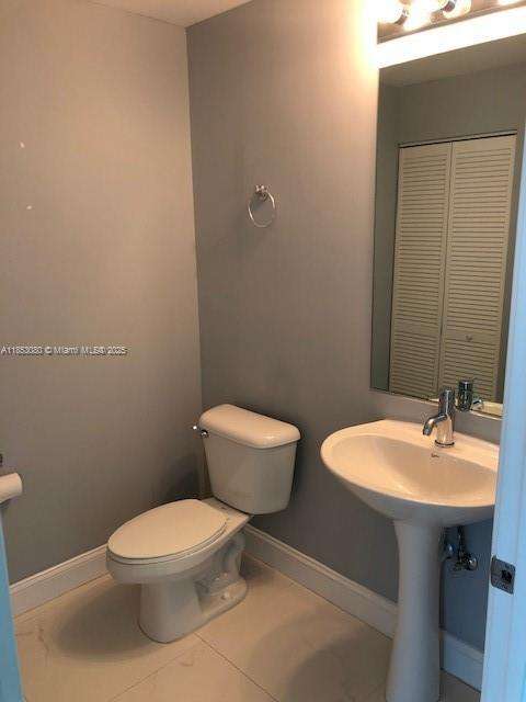 Small Image of 888 BISCAYNE BLVD #2811, Miami Number 12