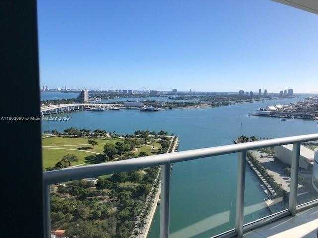 Small Image of 888 BISCAYNE BLVD #2811, Miami Number 6