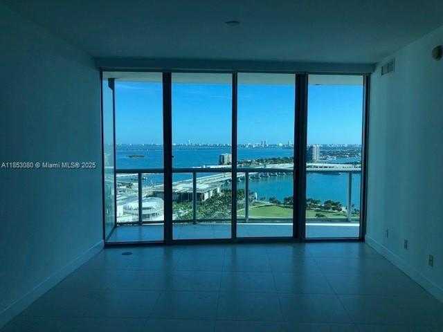 Small Image of 888 BISCAYNE BLVD #2811, Miami Number 8