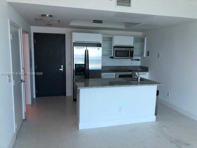 Small Image of 888 BISCAYNE BLVD #2811, Miami Number 9