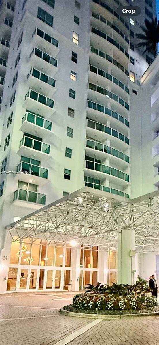 Small Image of 31 SOUTH EAST 5TH ST #3819, Miami Number 25
