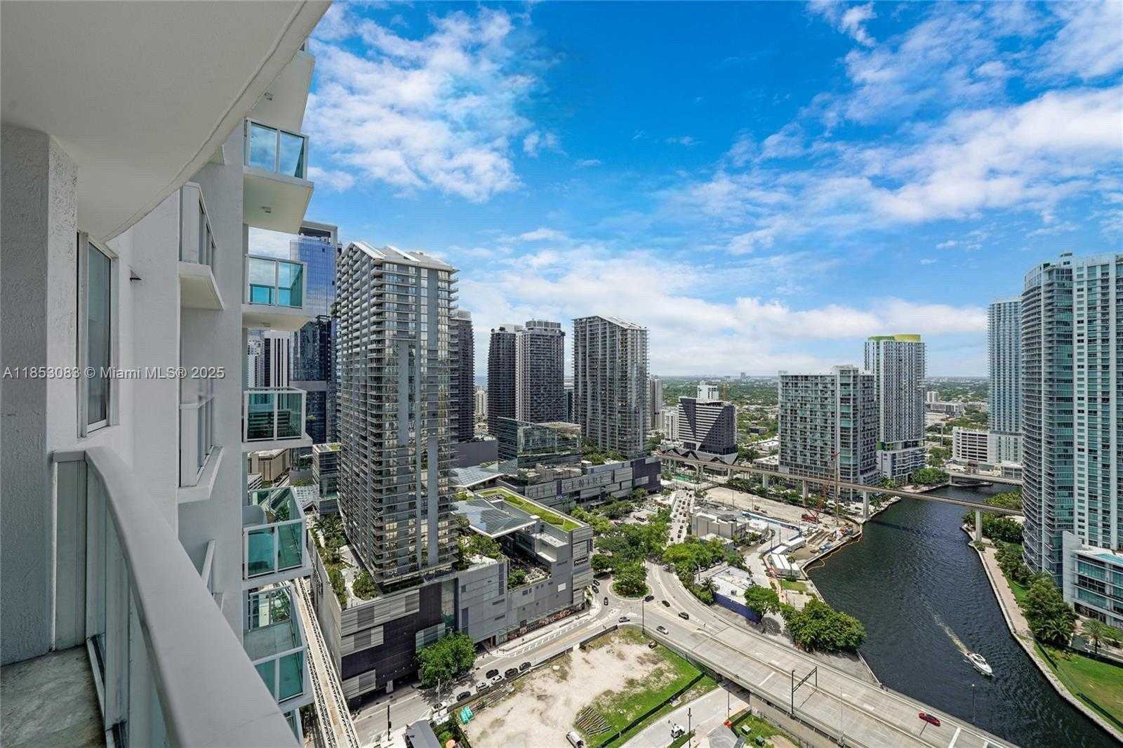 Small Image of 31 SOUTH EAST 5TH ST #3819, Miami Number 3