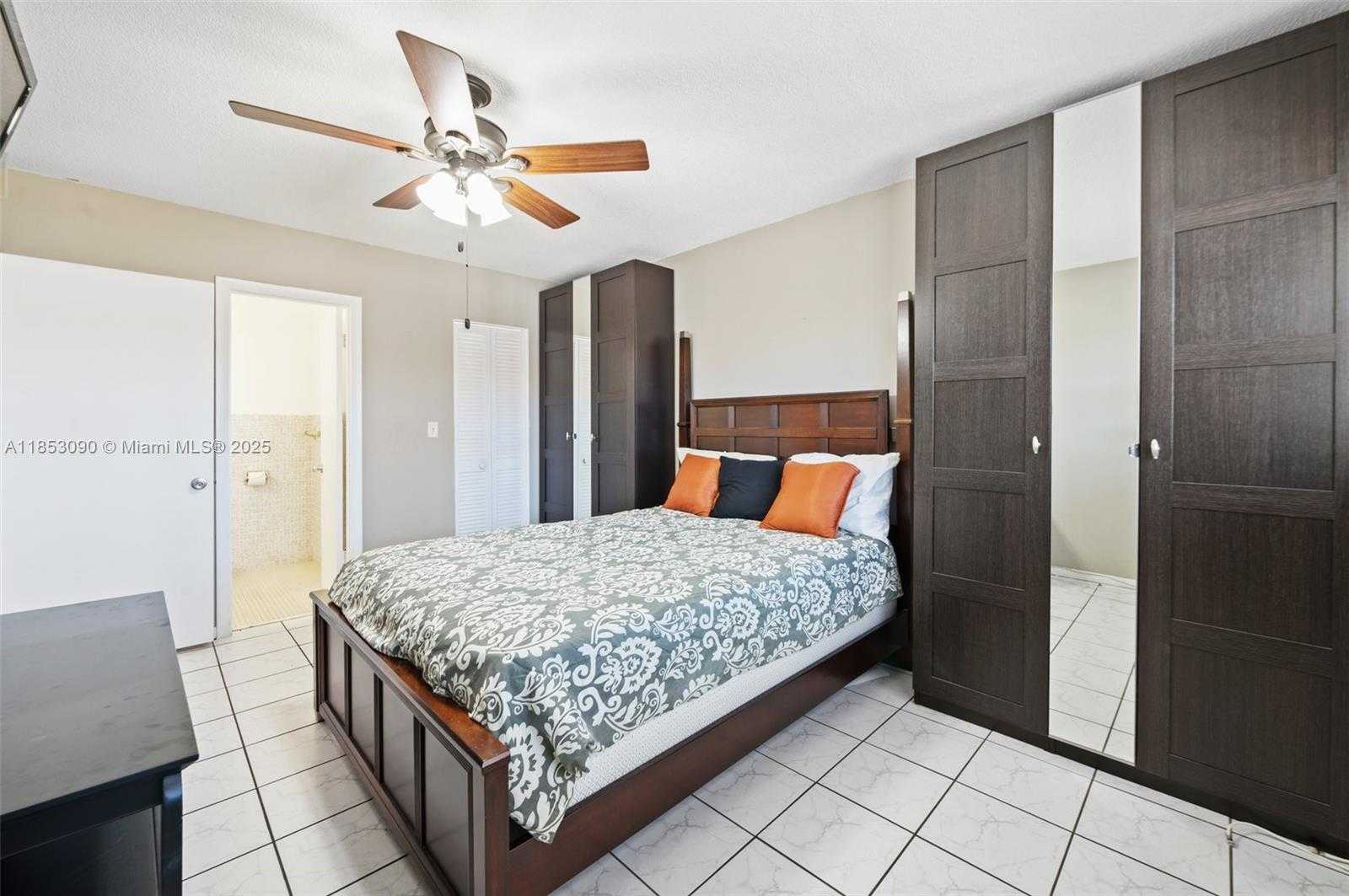 Small Image of 5300 WASHINGTON ST #G323, Hollywood Number 17