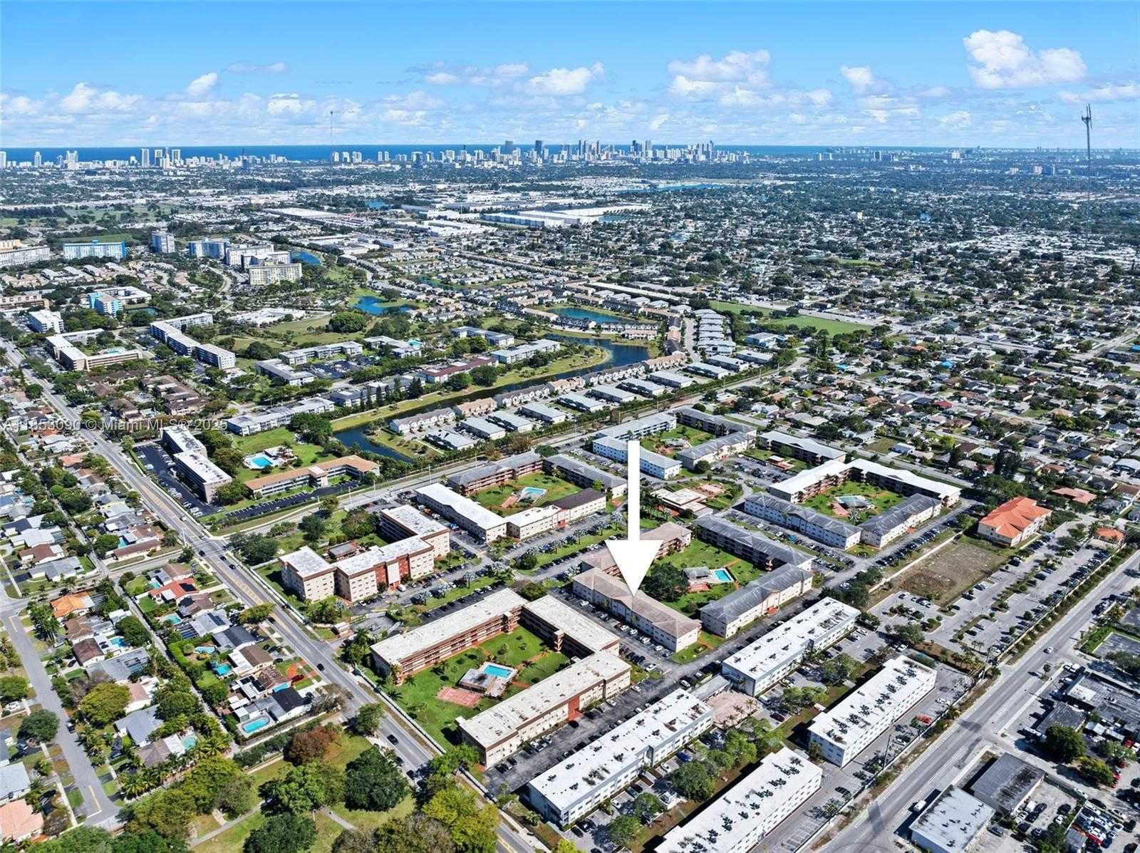 Small Image of 5300 WASHINGTON ST #G323, Hollywood Number 30