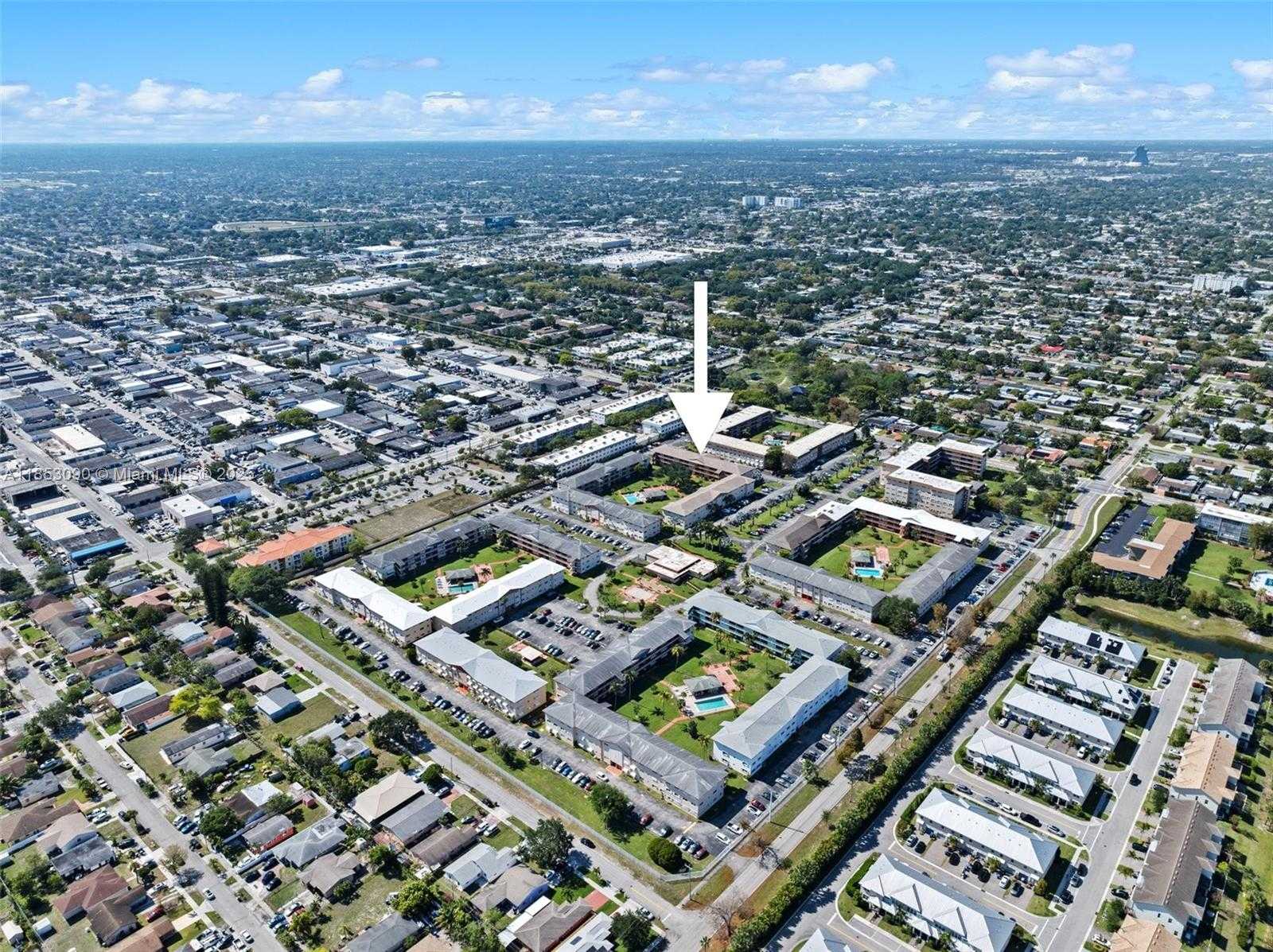 Small Image of 5300 WASHINGTON ST #G323, Hollywood Number 31