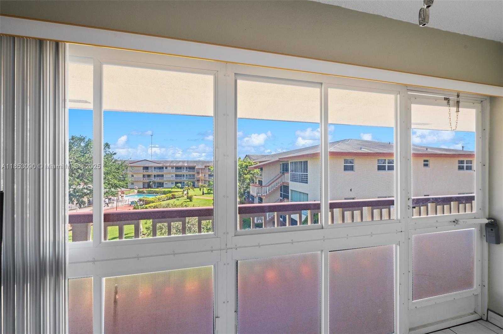 Small Image of 5300 WASHINGTON ST #G323, Hollywood Number 8