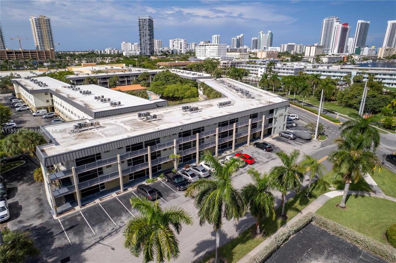 Small Image of 300 LAYNE BLVD #212, Hallandale Beach Number 19