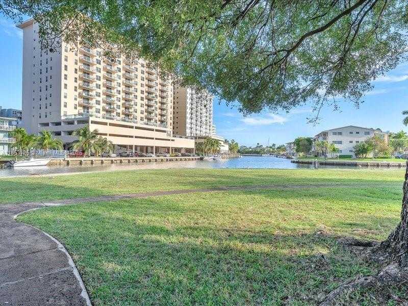 Small Image of 300 LAYNE BLVD #212, Hallandale Beach Number 3