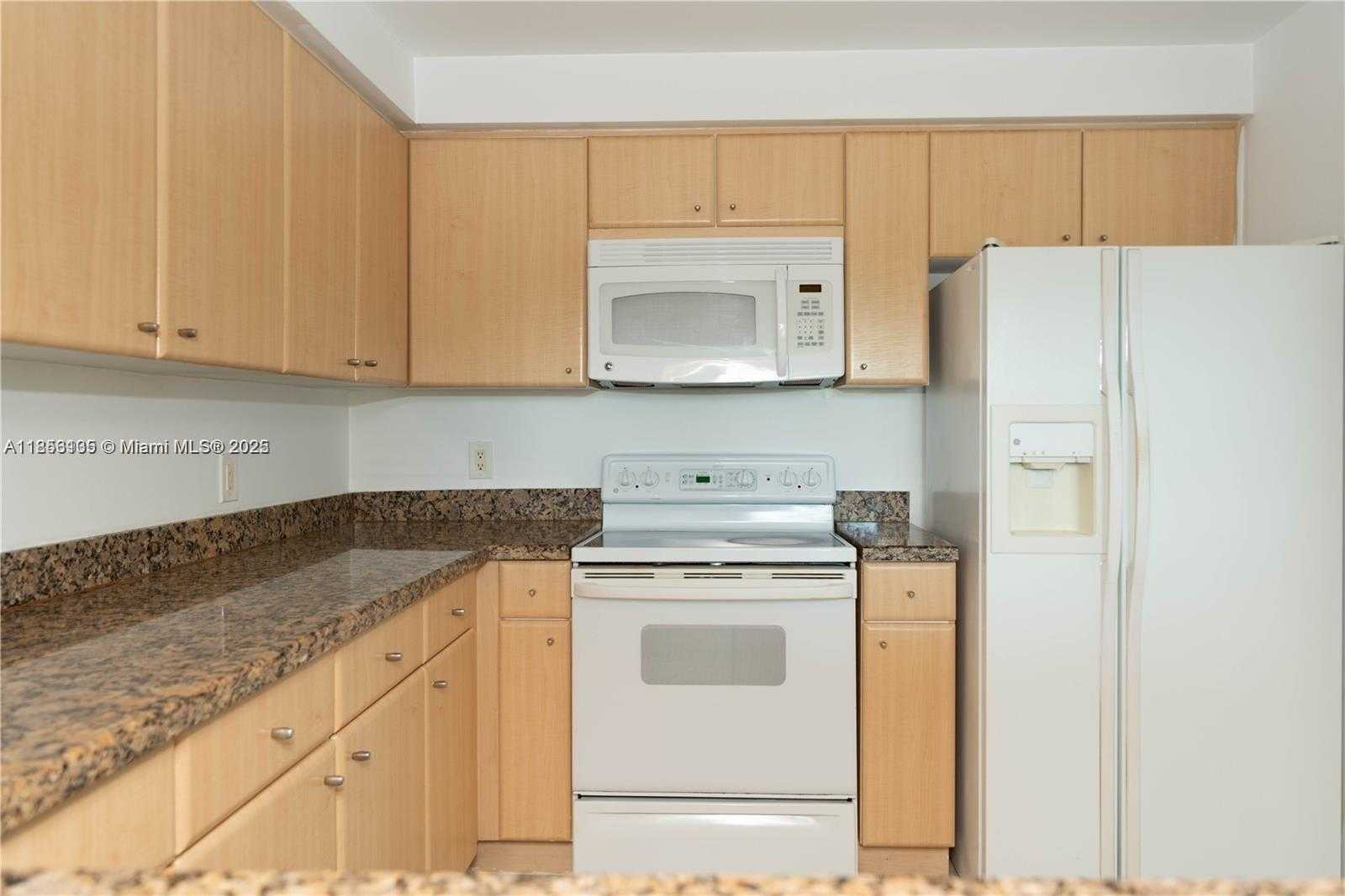 Small Image of 2475 BRICKELL AVE #709, Miami Number 13