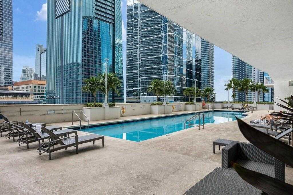 Small Image of 1200 BRICKELL BAY DR #3124, Miami Number 10