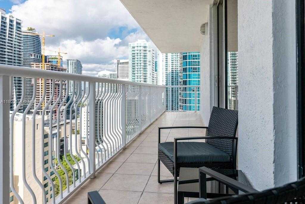 Small Image of 1200 BRICKELL BAY DR #3124, Miami Number 22