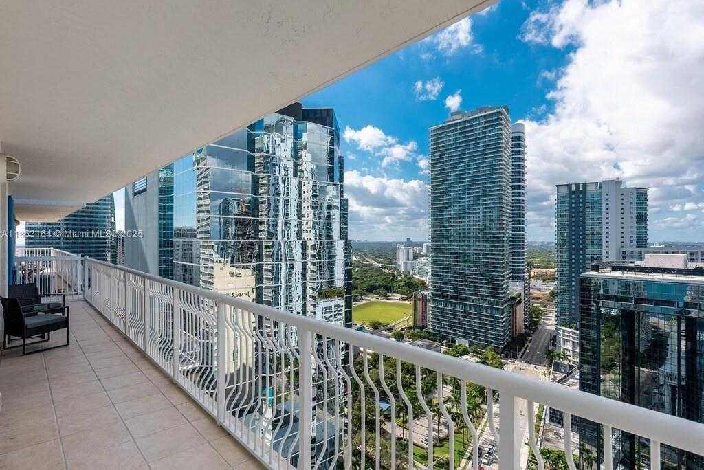 Small Image of 1200 BRICKELL BAY DR #3124, Miami Number 23