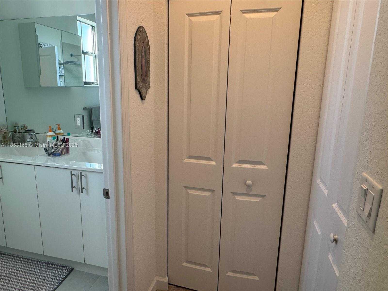 Small Image of 631 NORTH WEST 204TH ST, Miami Gardens Number 28