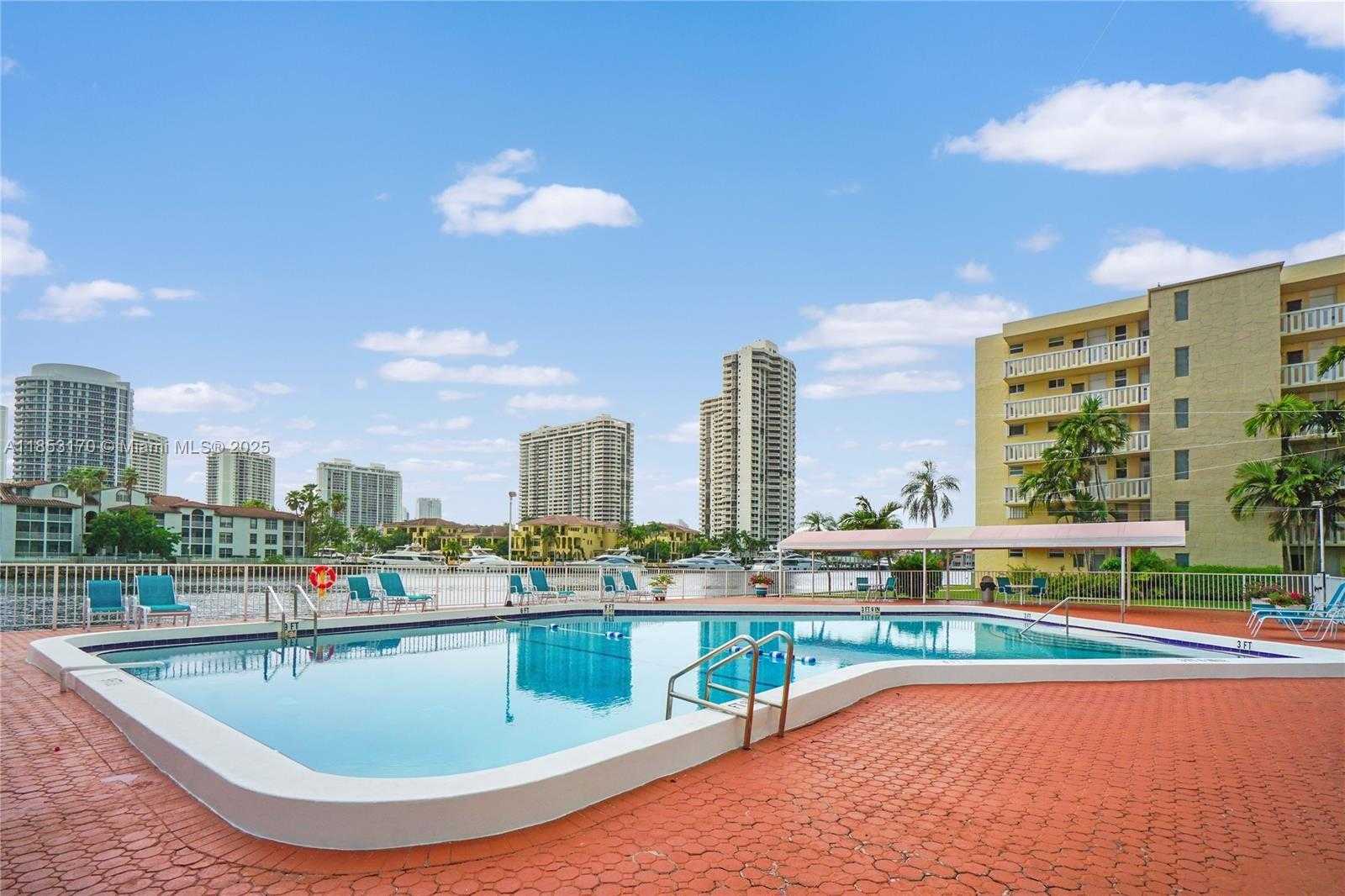 Small Image of 2980 POINT EAST DR #D310, Aventura Number 10