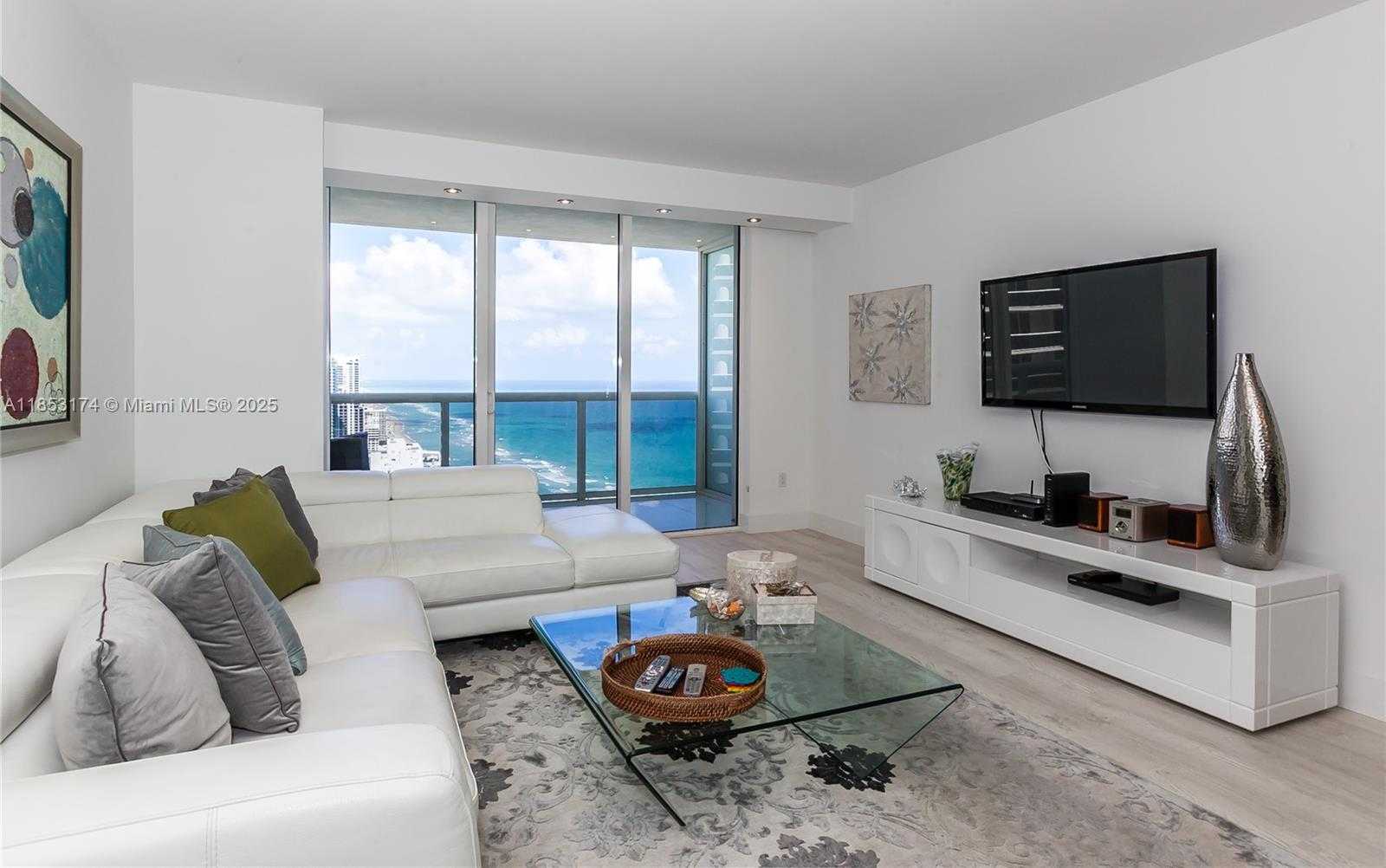 Small Image of 1830 SOUTH OCEAN DR #3711, Hallandale Beach Number 3