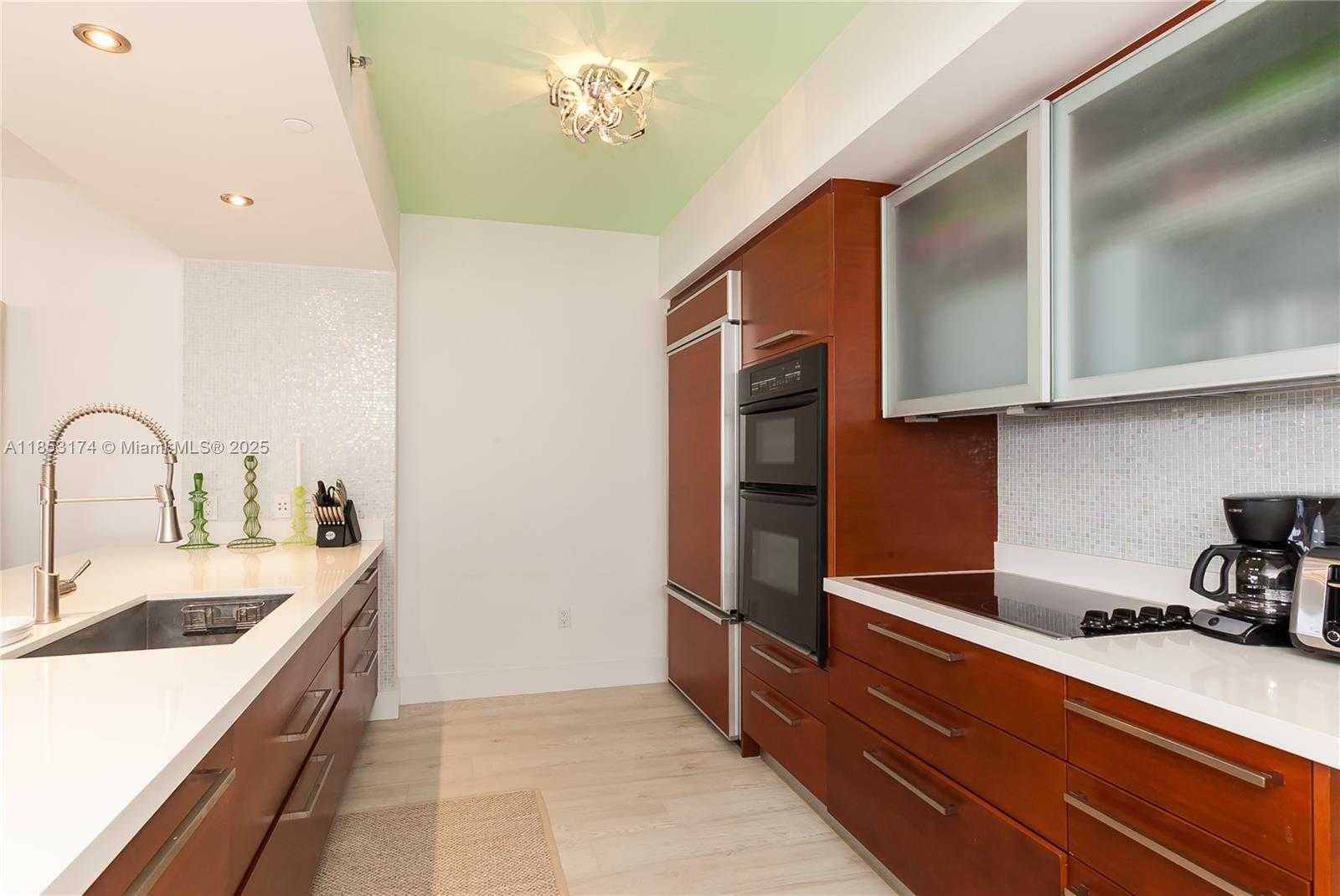 Small Image of 1830 SOUTH OCEAN DR #3711, Hallandale Beach Number 7