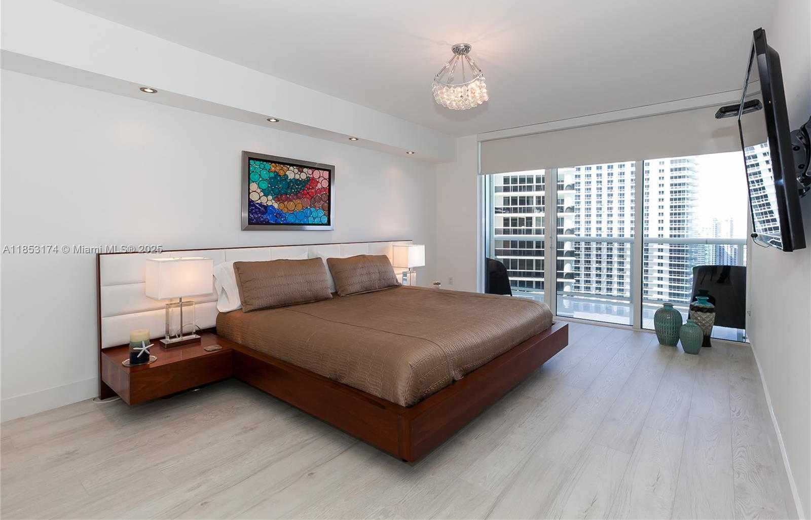 Small Image of 1830 SOUTH OCEAN DR #3711, Hallandale Beach Number 8