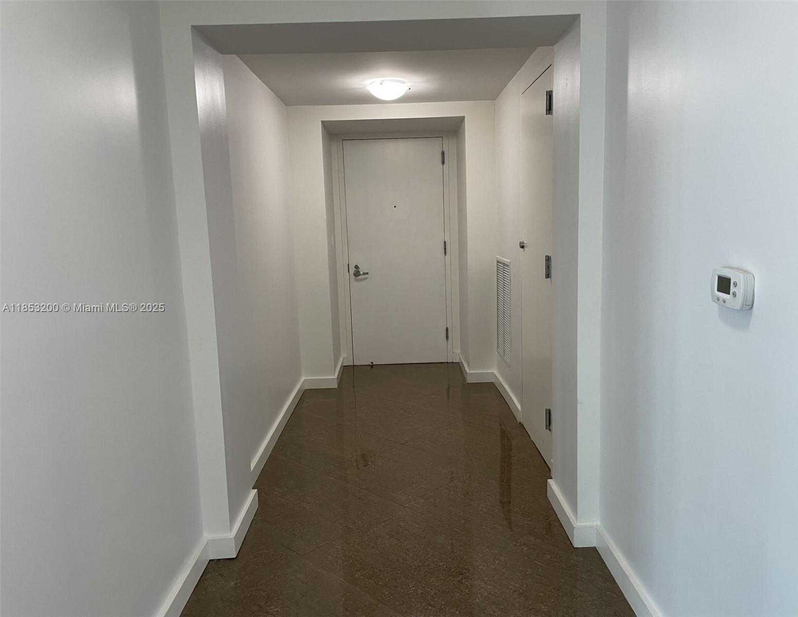 Small Image of 1900 NORTH BAYSHORE DR #2112, Miami Number 10