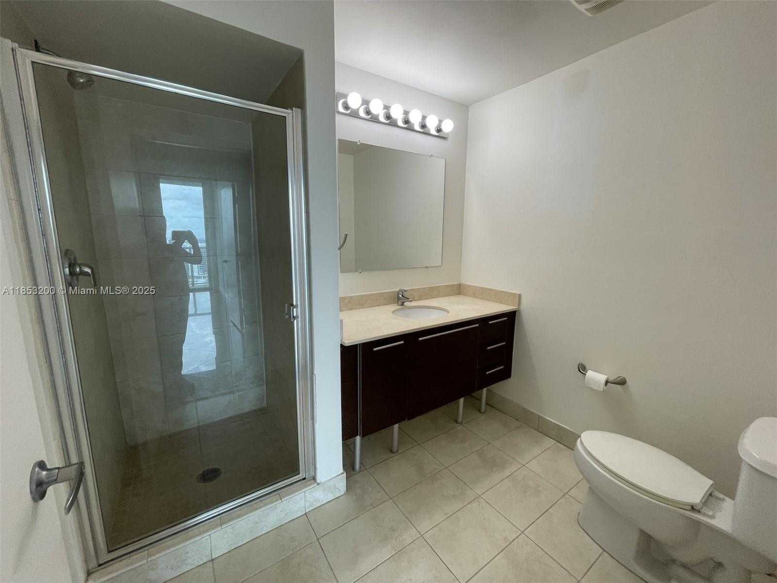 Small Image of 1900 NORTH BAYSHORE DR #2112, Miami Number 11