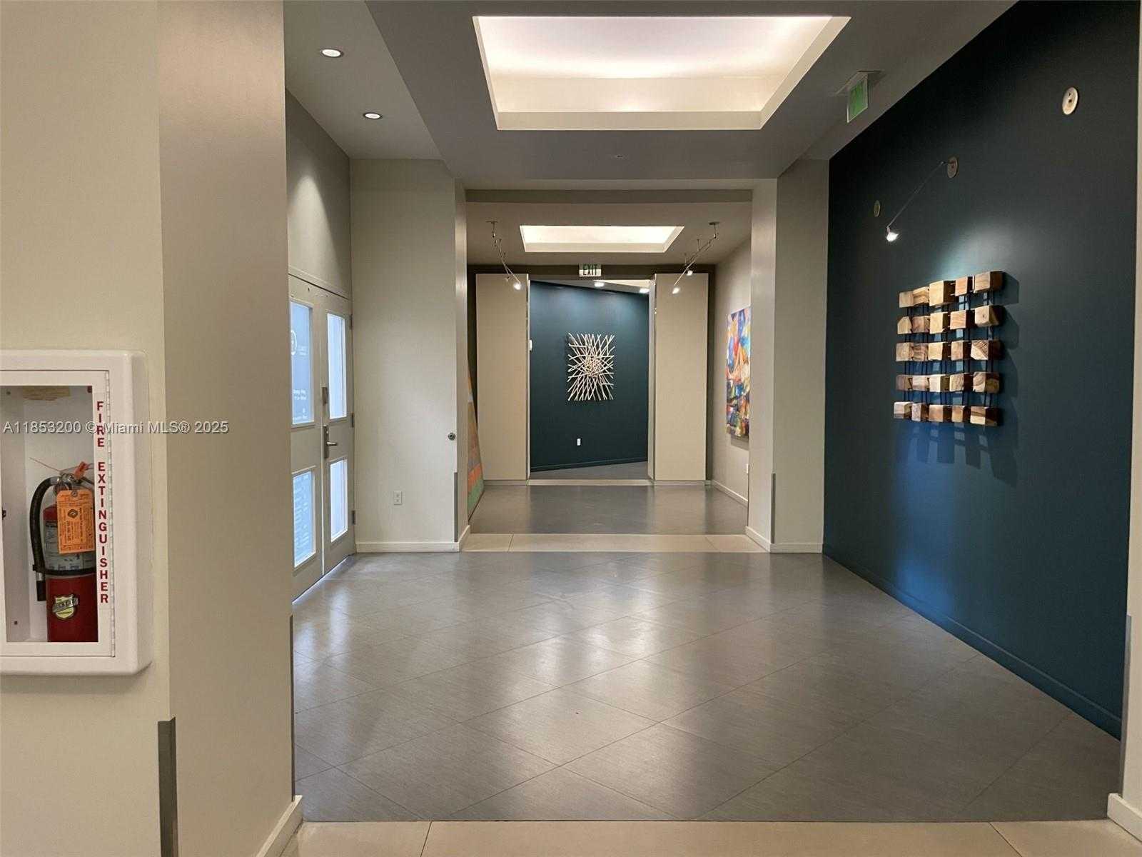 Small Image of 1900 NORTH BAYSHORE DR #2112, Miami Number 27